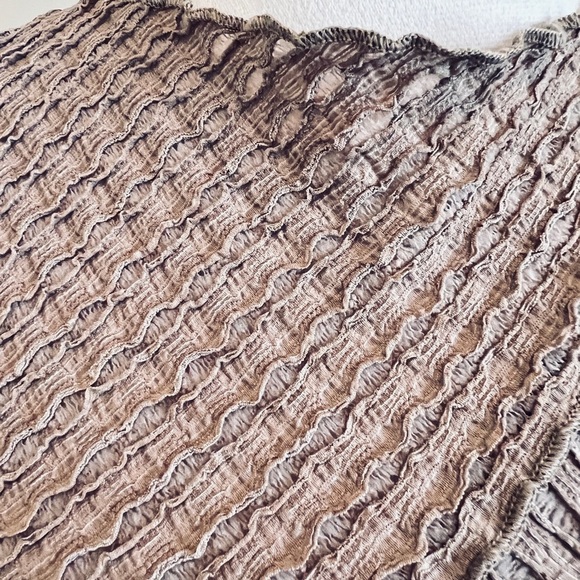 PrettyLittleThing beige Ribbed Asymmetrical Bodysuit - Picture 4 of 4